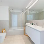 Apartamento Oriente *